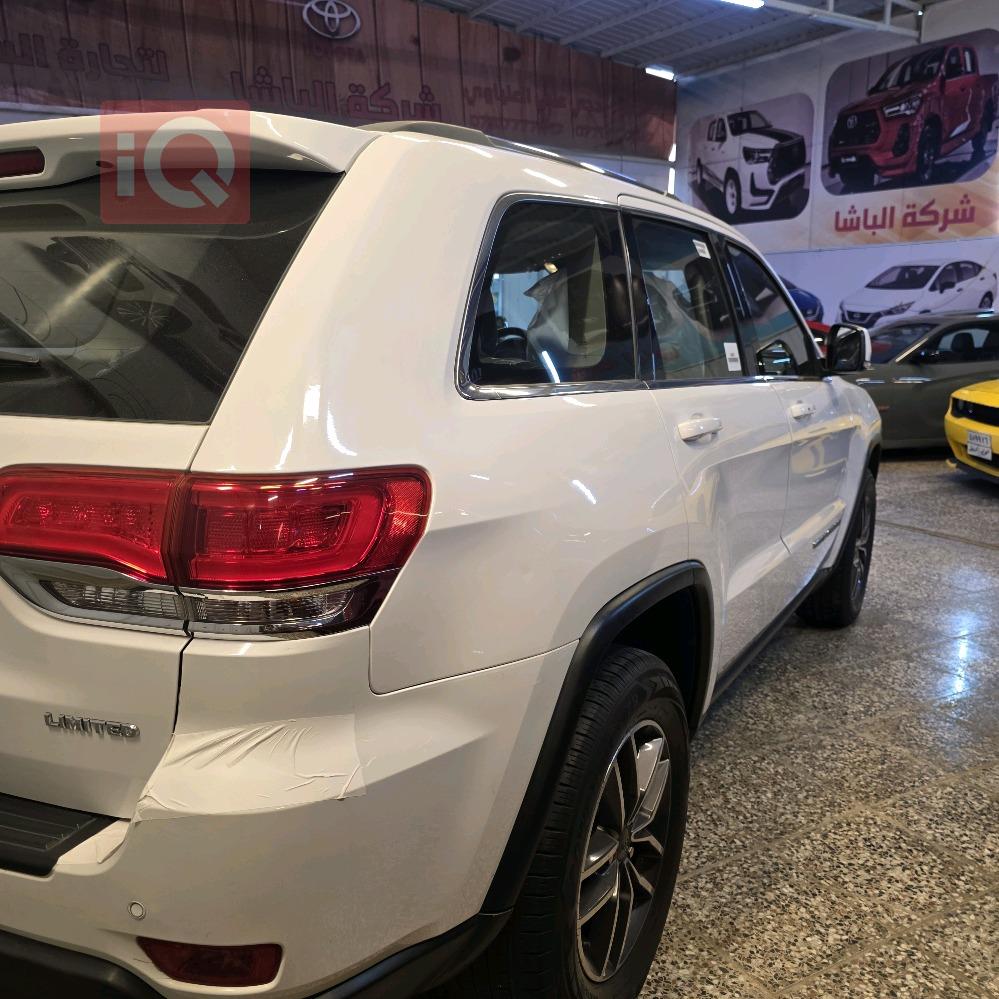 جيب جراند شيروكي